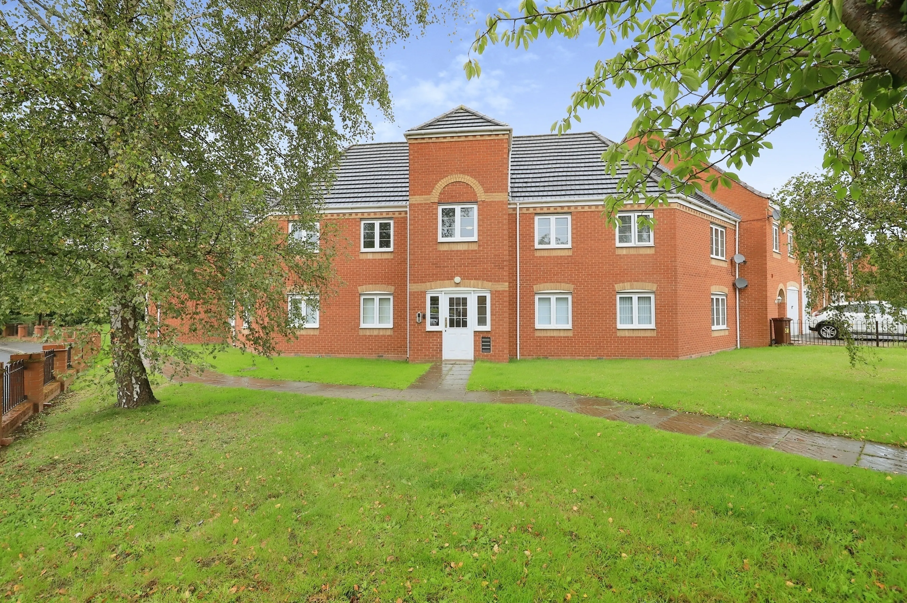 Property photo 0