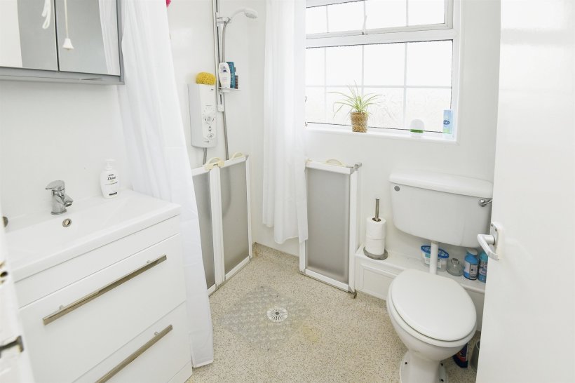 Langton Court, Skegness 2 bedroom terraced bungalow William H Brown