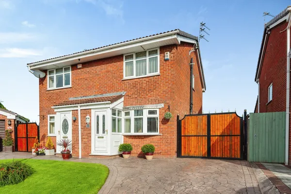 Redbourne Drive, WIDNES, Cheshire, WA8