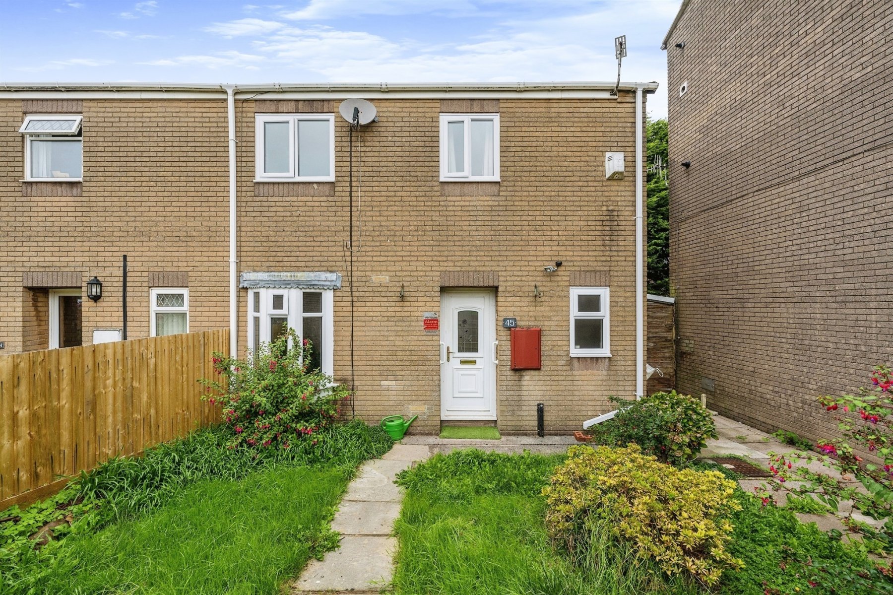 3 bedroom property for sale in Jubilee Crescent, Sarn, Bridgend Guide