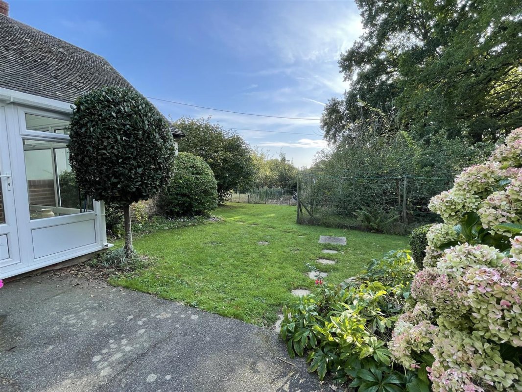 4 bedroom property for sale in Dolmans Hill, Lytchett Matravers, Poole