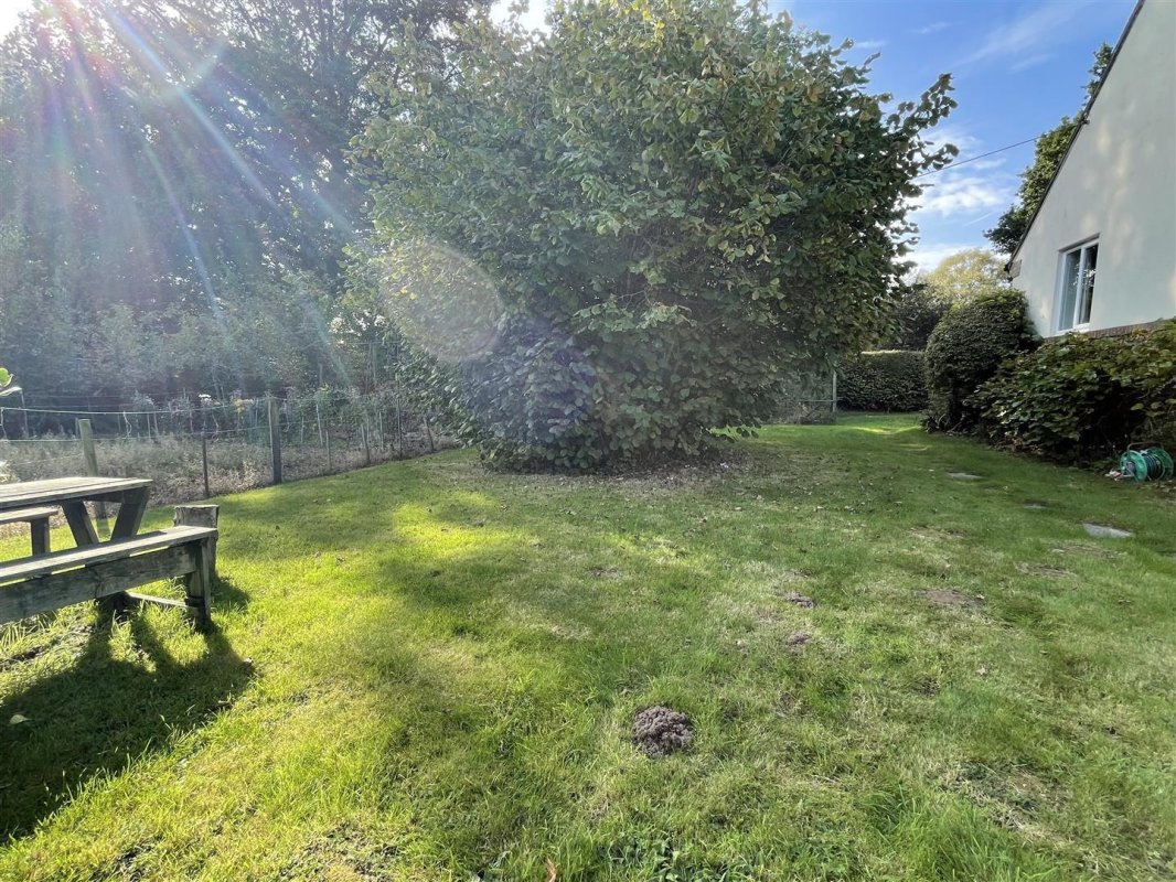 4 bedroom property for sale in Dolmans Hill, Lytchett Matravers, Poole