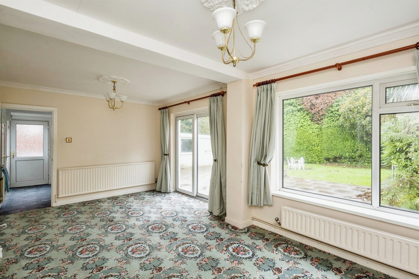 3 bedroom property for sale in Brynhyfryd, Glynneath, Neath £230,000