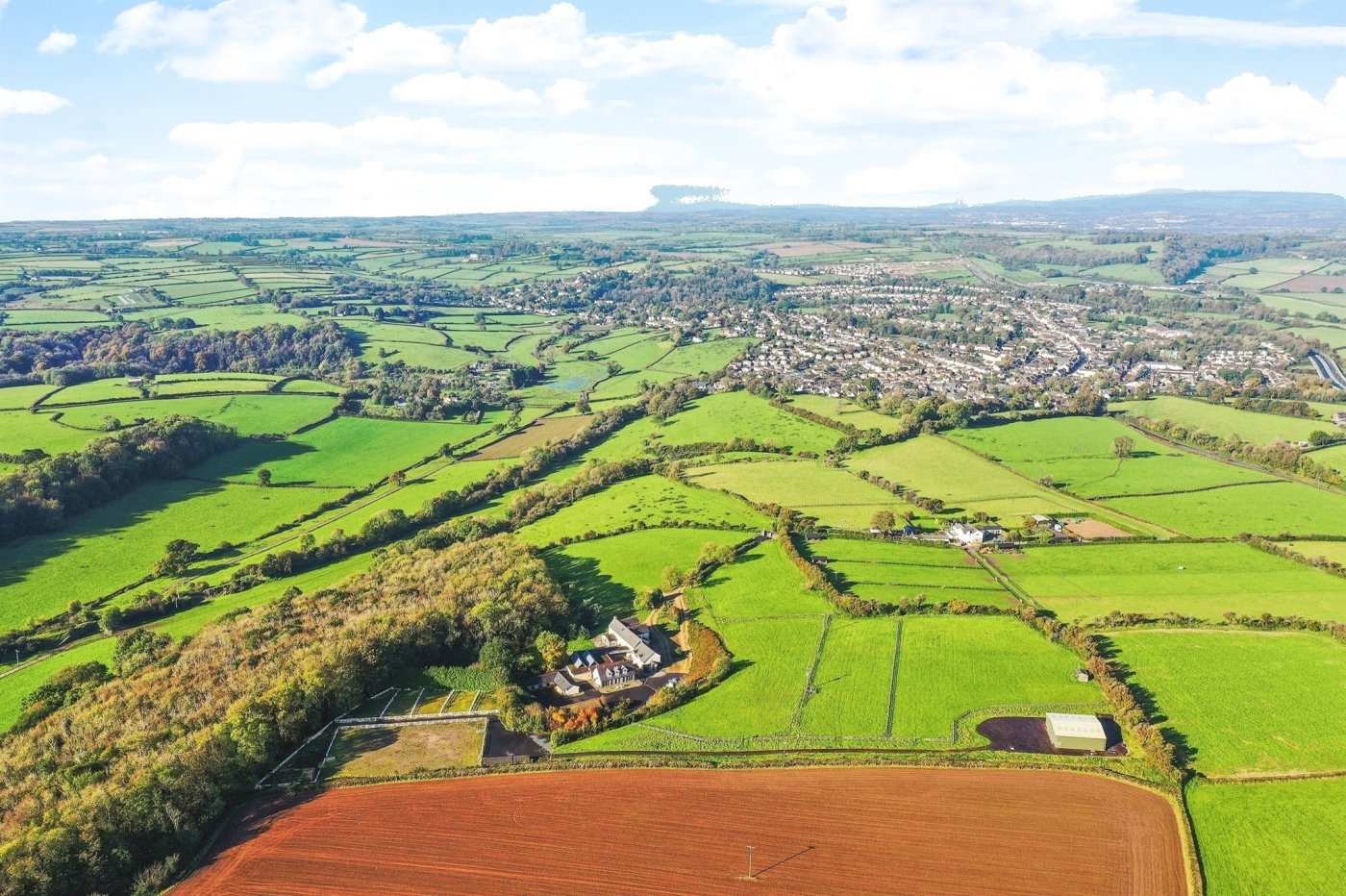 5 bedroom property for sale in Primrose Hill, Cowbridge Guide price £