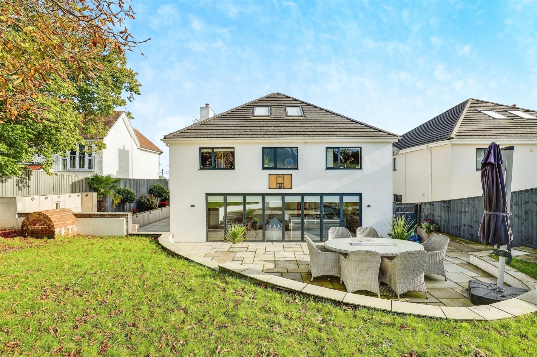 5 bedroom property for sale in PenYTurnpike Road, Dinas Powys £970,000