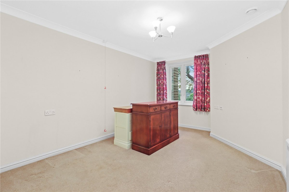 1 bedroom property for sale in Grange Road, Uckfield, East Sussex, TN22