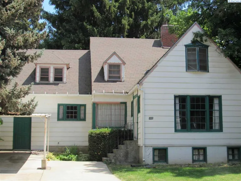 1016 E Main St, Pullman, WA 99163
