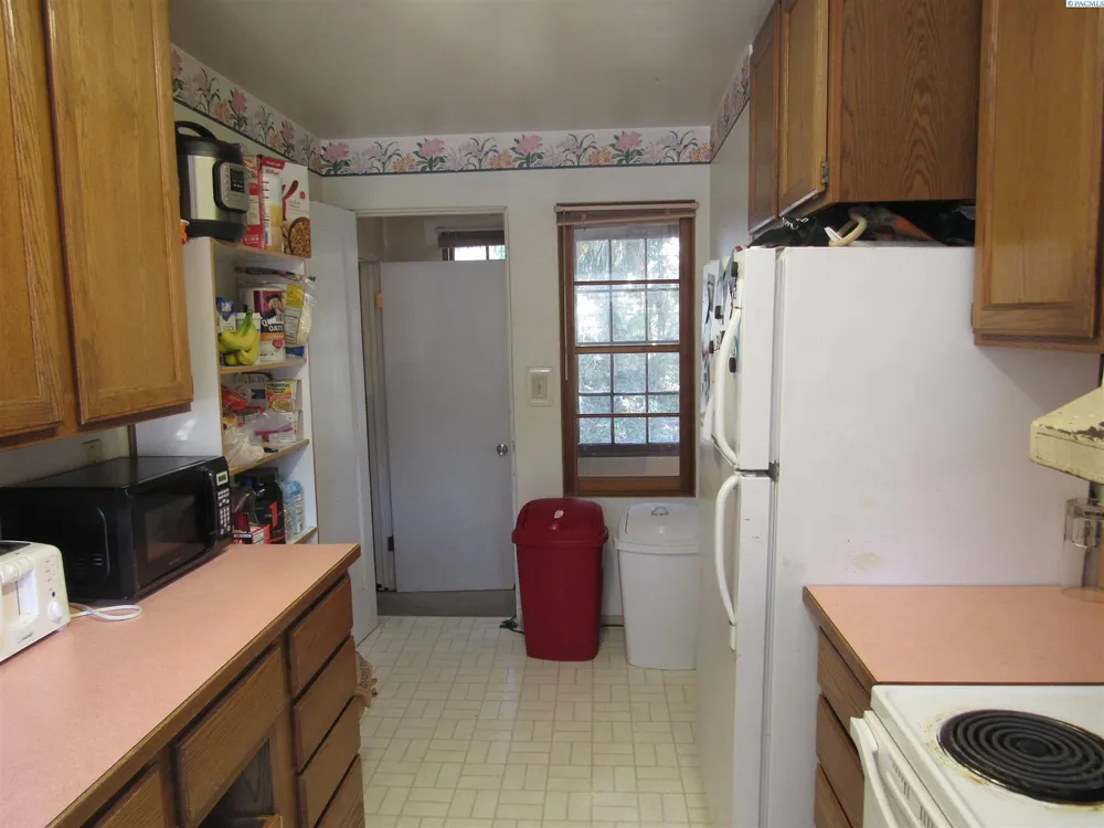 1016 E Main St, Pullman, WA 99163