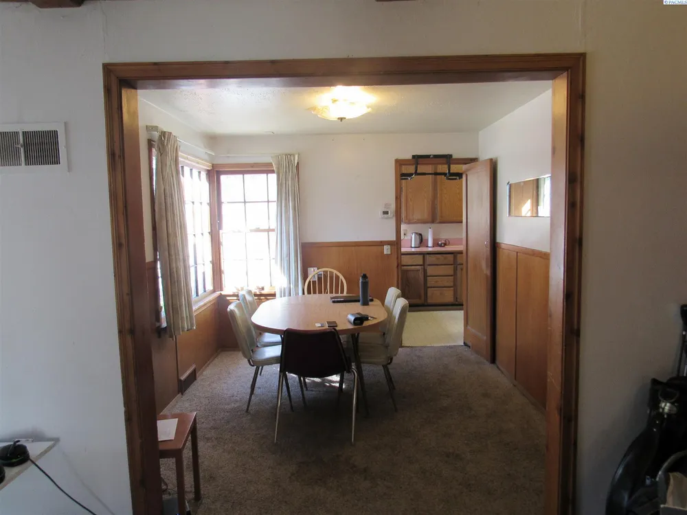 1016 E Main St, Pullman, WA 99163