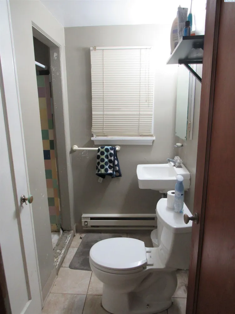 1016 E Main St, Pullman, WA 99163
