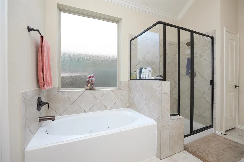 14635 Raleighs Meadow Ct, Cypress, TX 77433