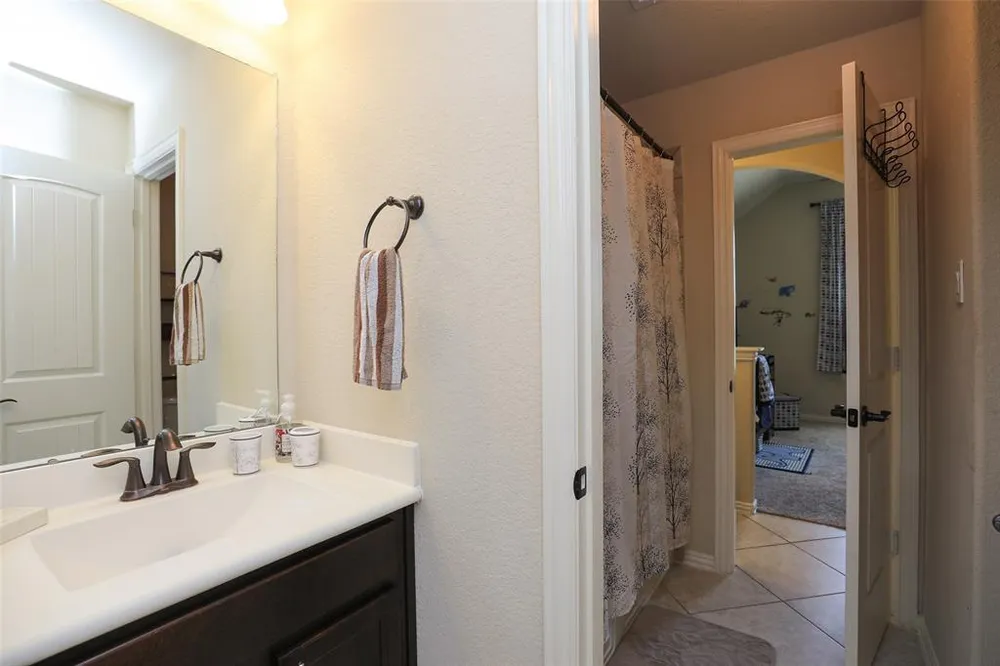 14635 Raleighs Meadow Ct, Cypress, TX 77433