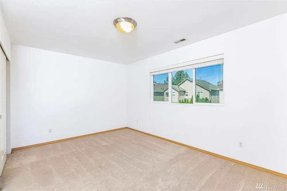 6029 Park St E, Fife, WA 98424
