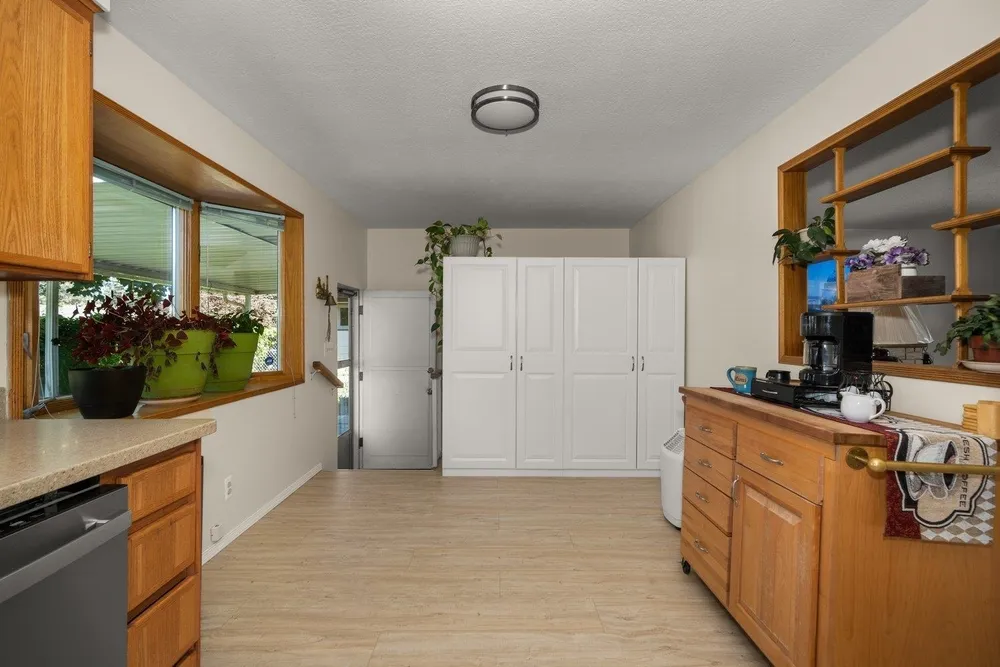 6420 N Fotheringham St, Spokane, WA 99208