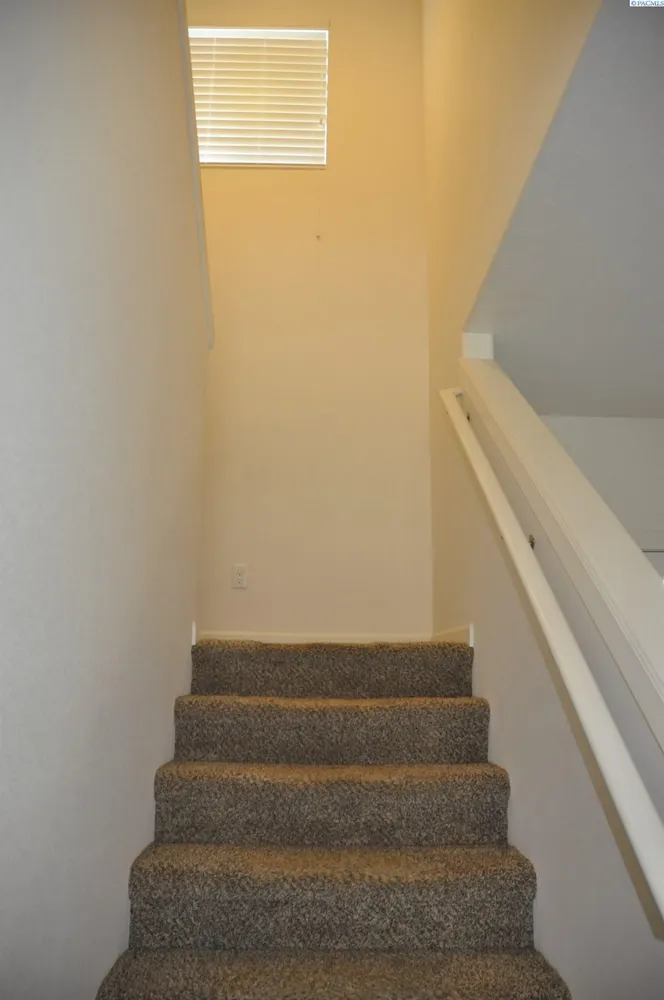 1040 Corral Ct, Pullman, WA 99163