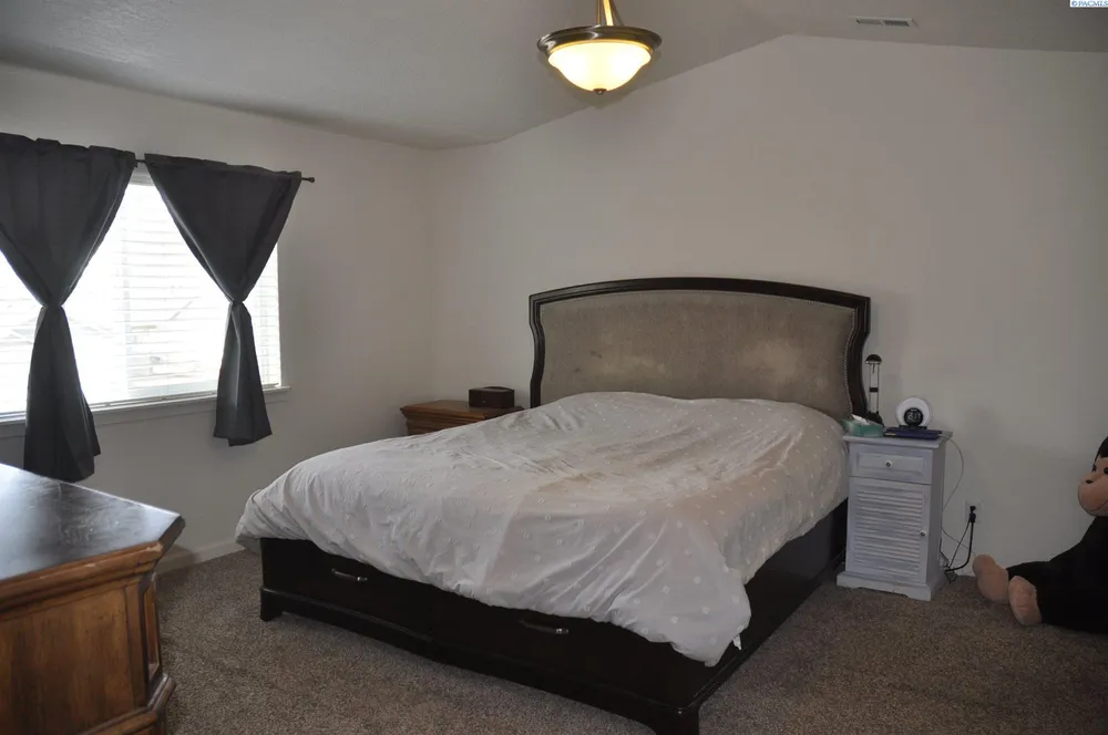 1040 Corral Ct, Pullman, WA 99163