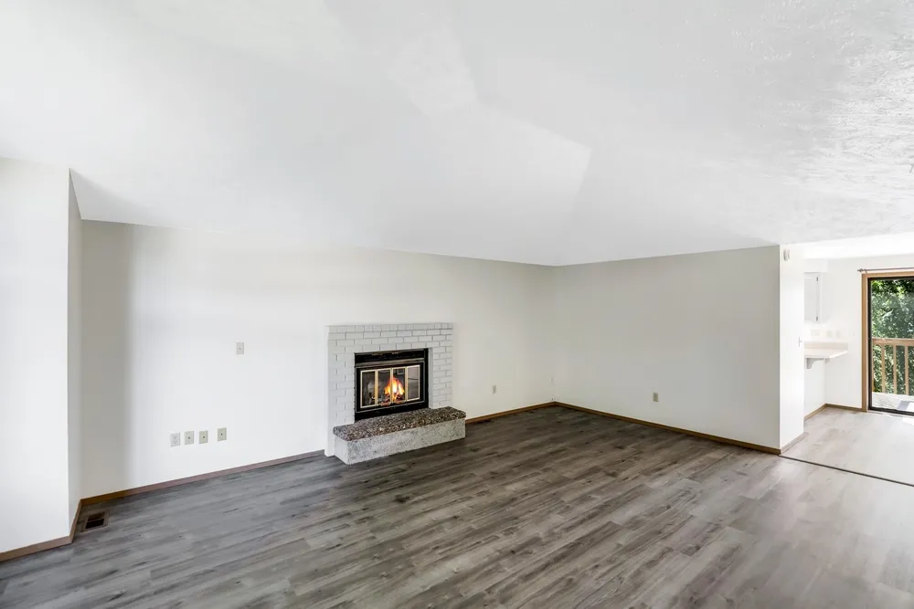 10003 N Stevens Ln, Spokane, WA 99218