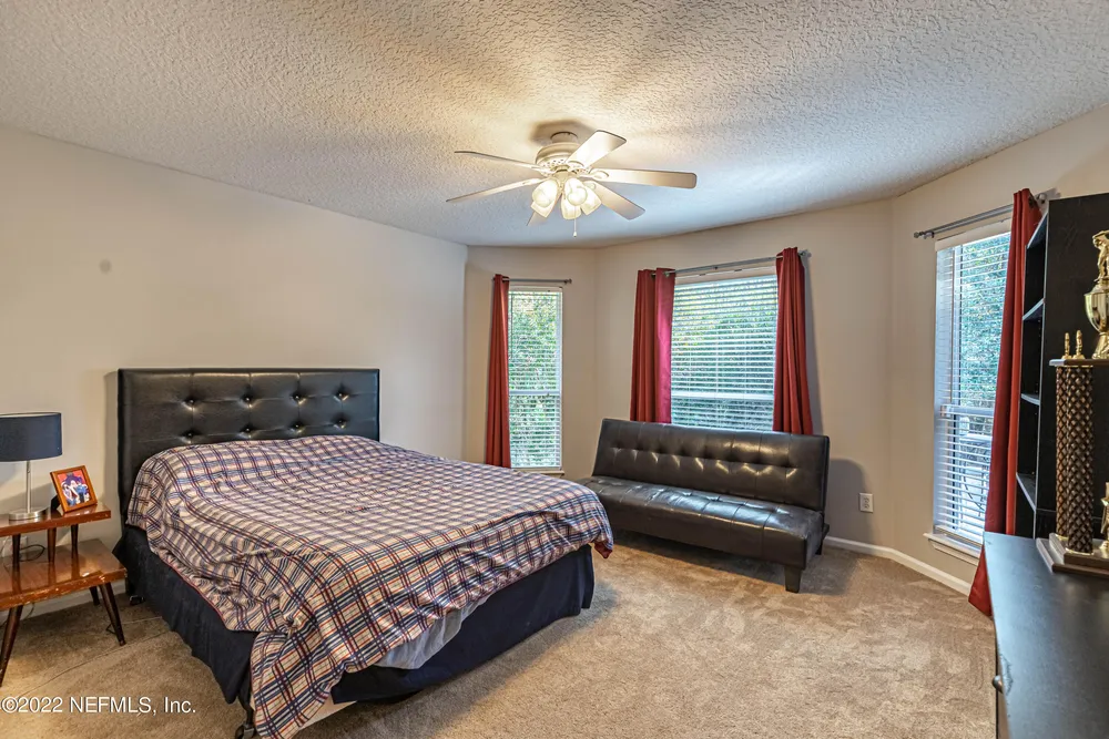 241 Sparrow Branch Cir, Saint Johns, FL 32259