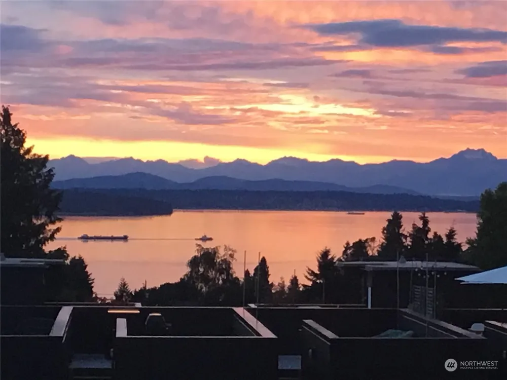 6910 California Ave SW, Seattle, WA 98136