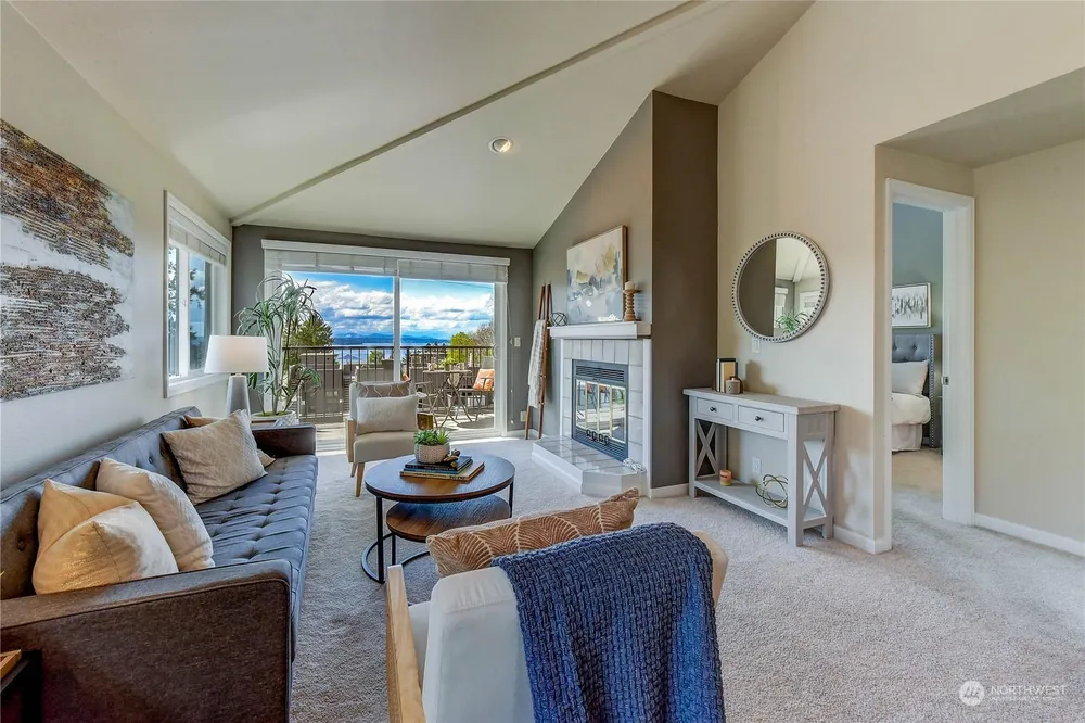 6910 California Ave SW, Seattle, WA 98136