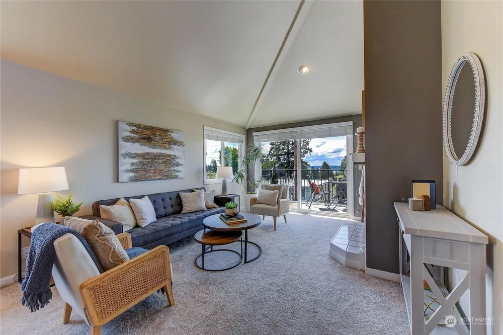 6910 California Ave SW, Seattle, WA 98136