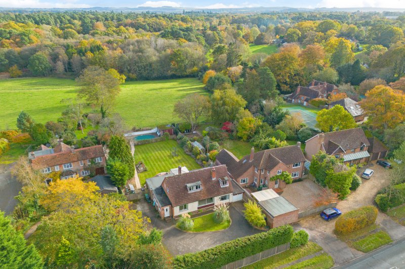 4 bedroom property for sale in Newtown Common, Newbury, RG20 Offers