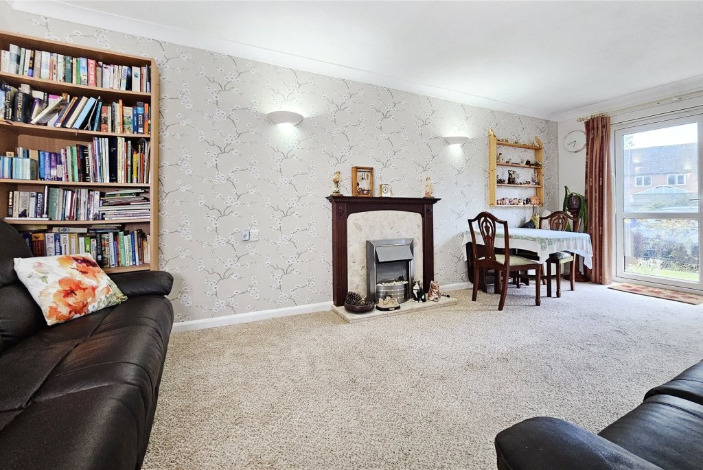 1 bedroom property for sale in Silverwood Court, Wakehurst Place, Rustington, BN16 £150,000