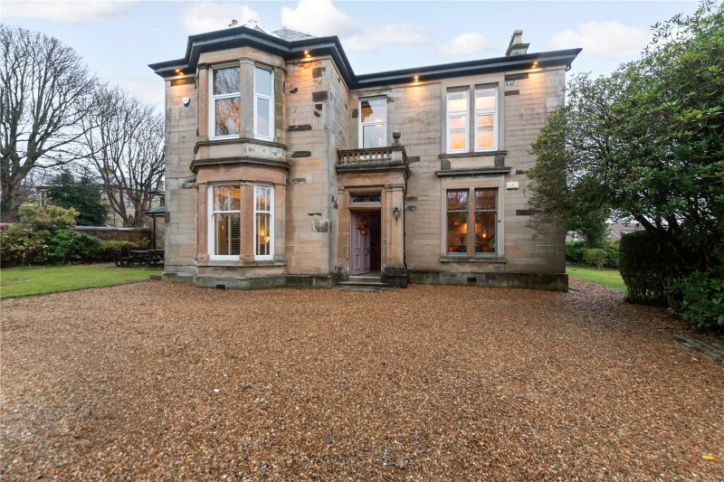 6 bedroom property for sale in Dalry Road, Kilwinning, North Ayrshire