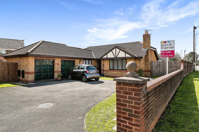 Brimstage Road, Bebington, Wirral 3 bedroom detached bungalow Jones