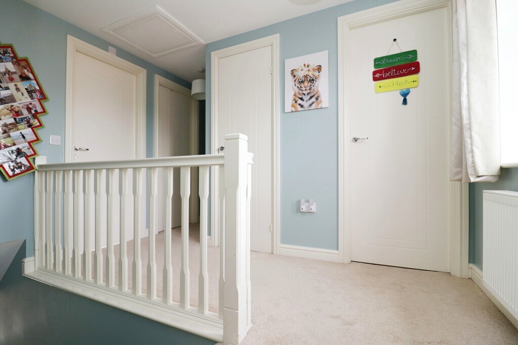 4 bedroom property in Roundhouse Drive, Cawston, Rugby Guide price £