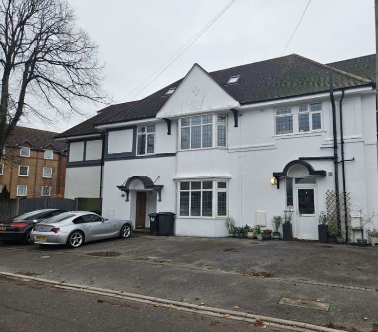 2 bedroom property to let in Argyll Road, £1,350 pcm