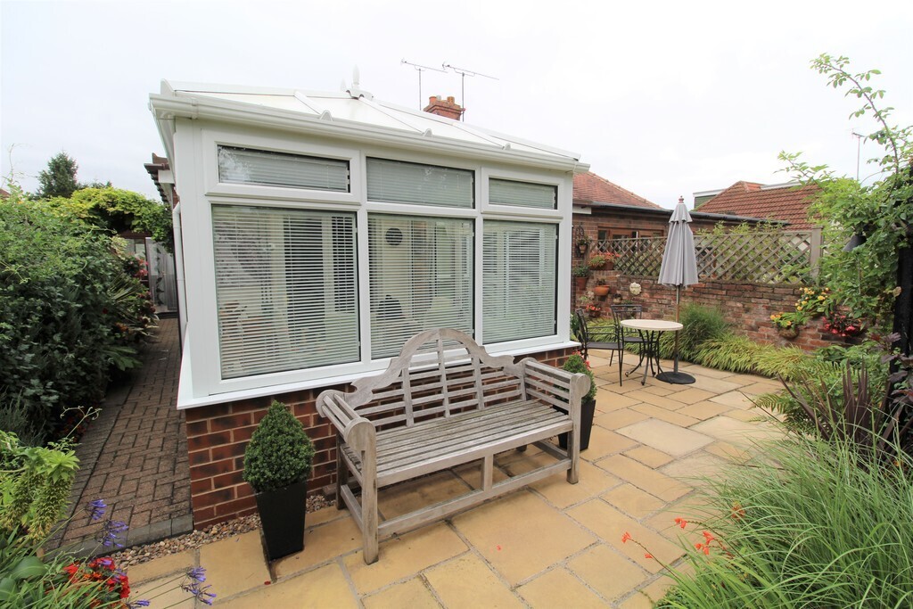 2 bedroom property for sale in Blyth Road, Oldcotes, Worksop Offers