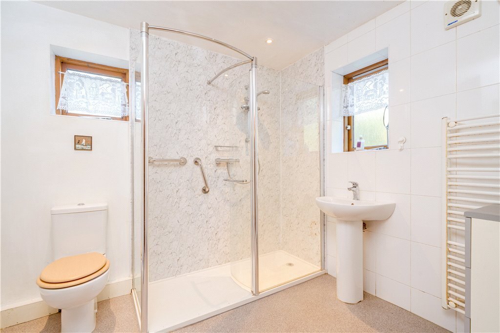 3 bedroom property for sale in York Road, Knaresborough, North
