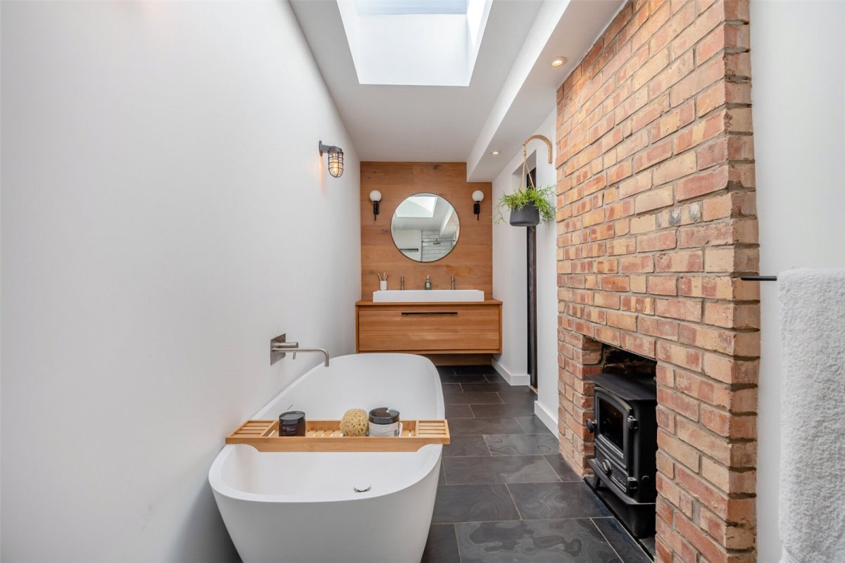 3 bedroom property for sale in Island View Avenue, Friars Cliff