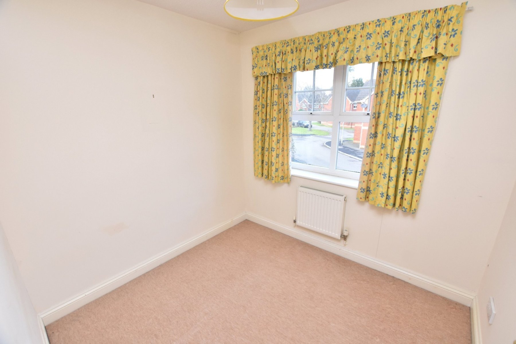 4 bedroom property for sale in Knights Crescent, Clyst Heath, Exeter