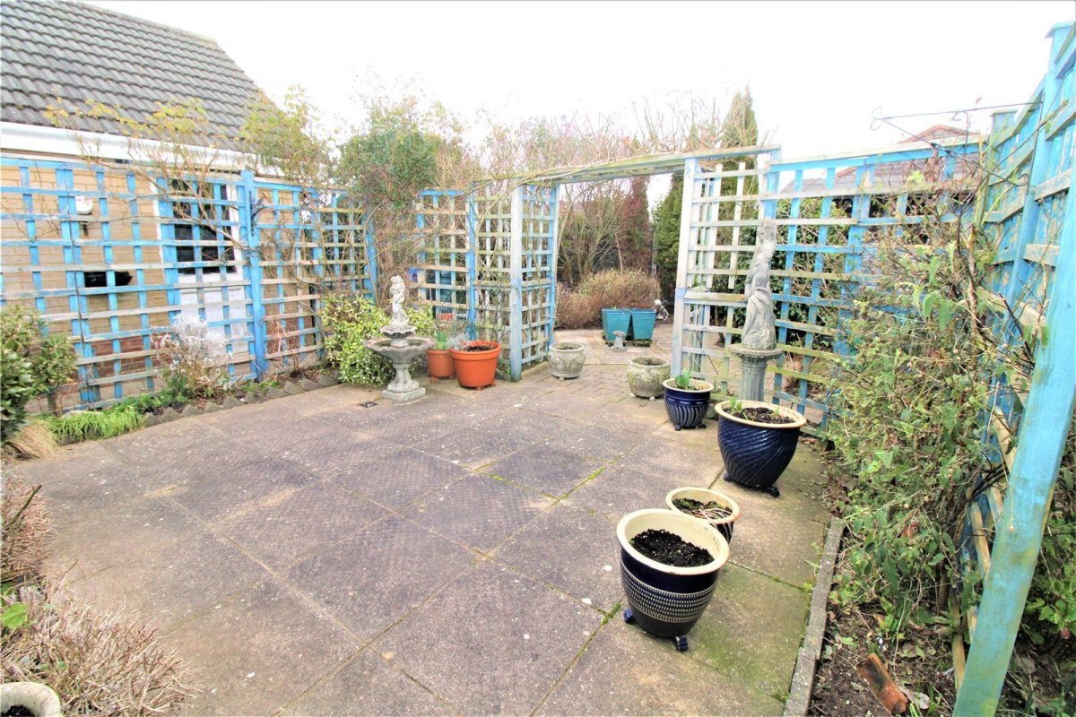 3 bedroom property for sale in Evelyn Road, Bournemouth, BH9 £415,000