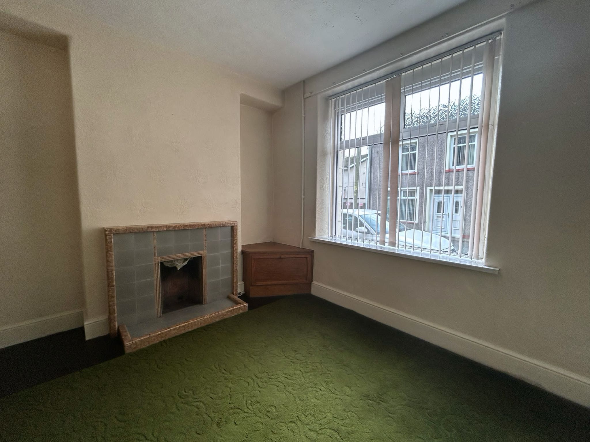 3 bedroom property for sale in Greenfield Terrace, Abercynon, Mountain