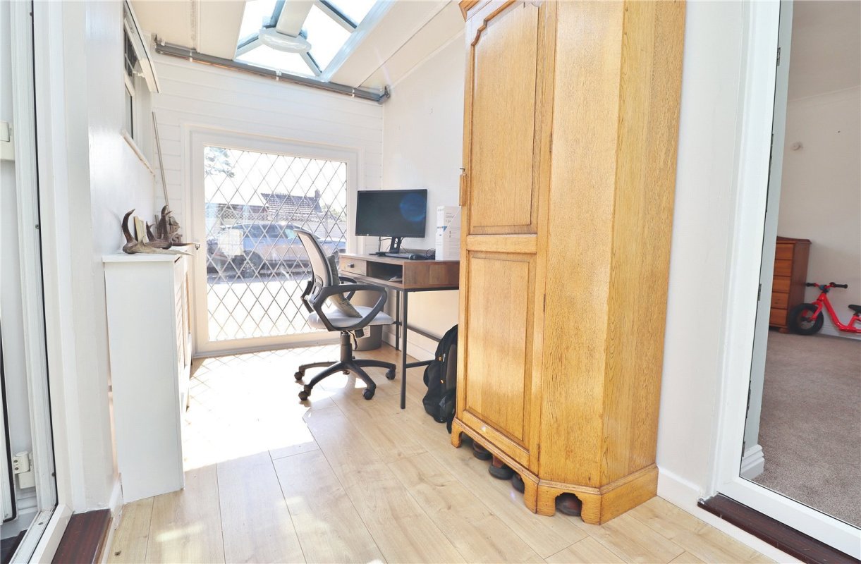 4 bedroom property for sale in The Forestside, Verwood, Dorset, BH31