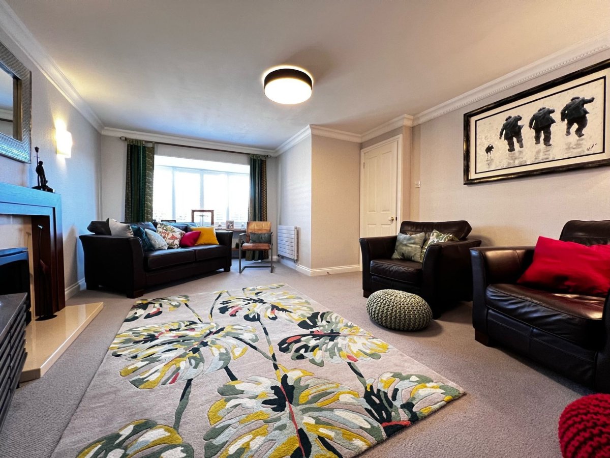 4 bedroom property for sale in Celtic Way, Rhoose, CF62 £430,000