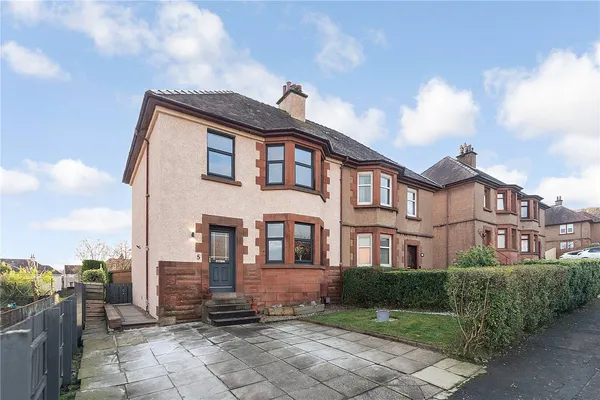 Queensway, Gourock, Inverclyde, PA19