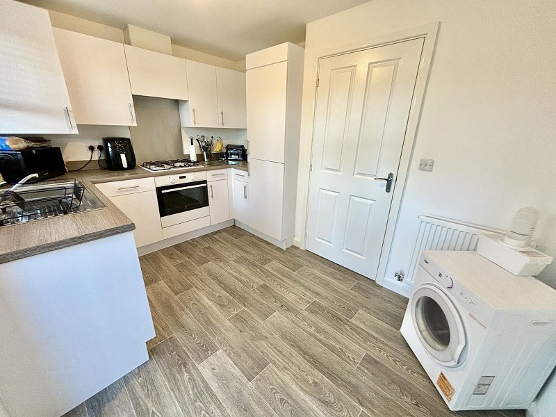 3 bedroom property for sale in Heol Alfred Wallace, Rhos, Pontardawe