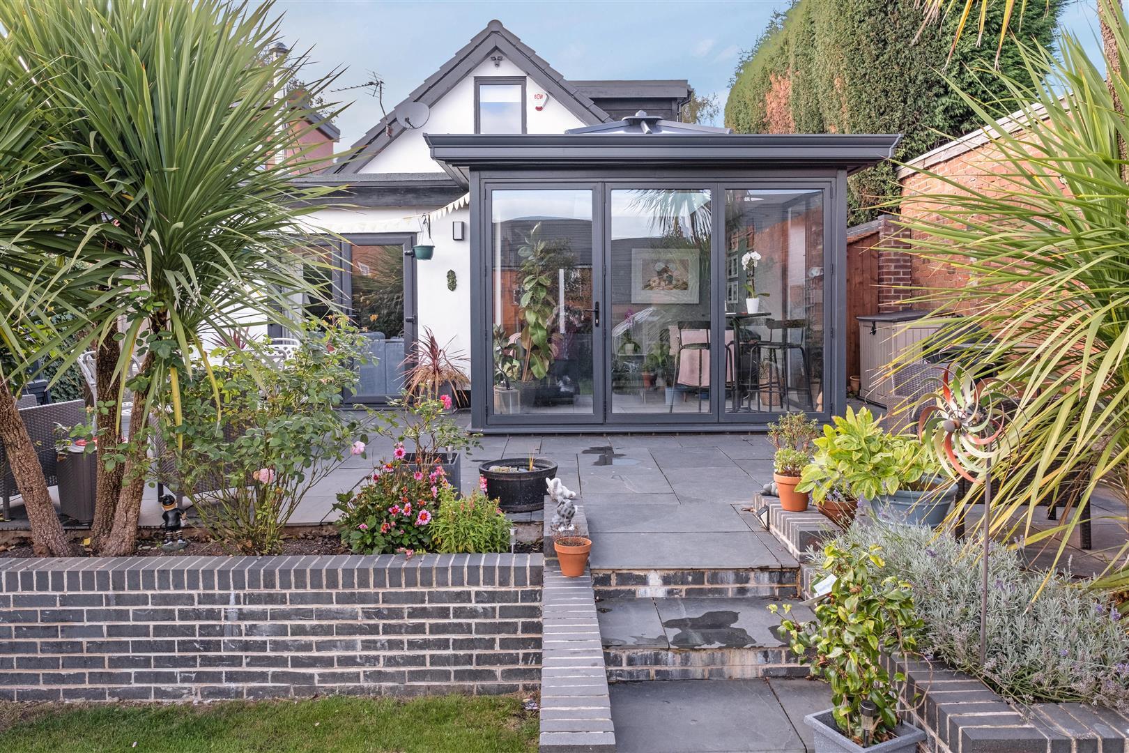 3 bedroom property for sale in Bosworth Road, Measham, Swadlincote £