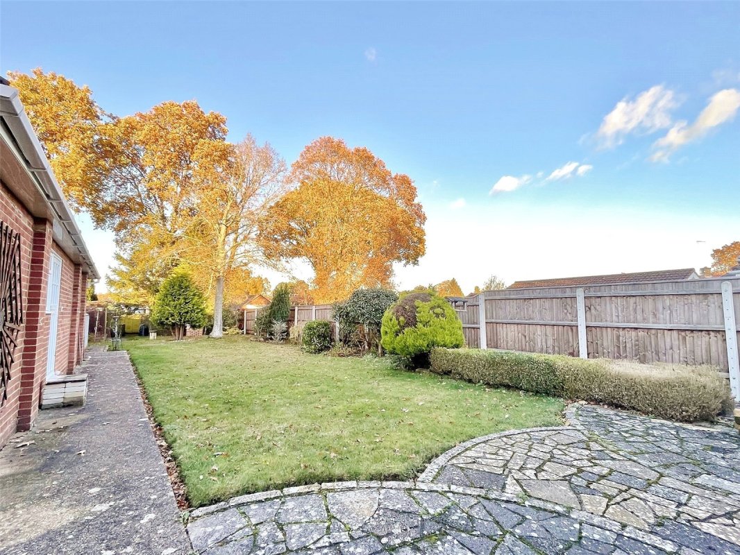 3 bedroom property for sale in Lake Road, Verwood, Dorset, BH31 £400,000