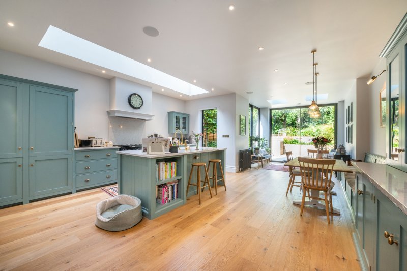 4 bedroom property for sale in Hillfield Road, London, NW6 Guide