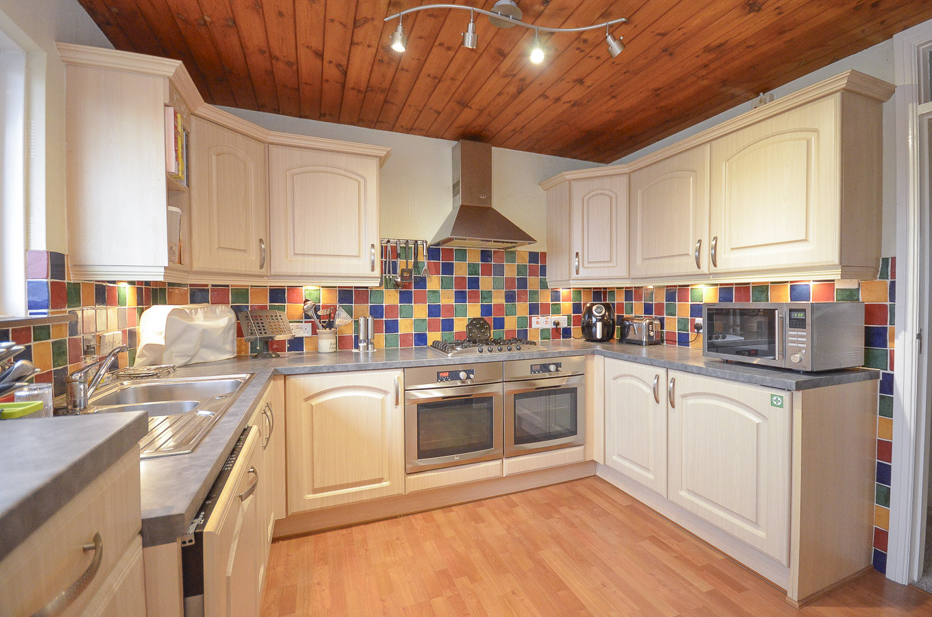 4 bedroom property for sale in South Furzeham Road, Brixham £550,000