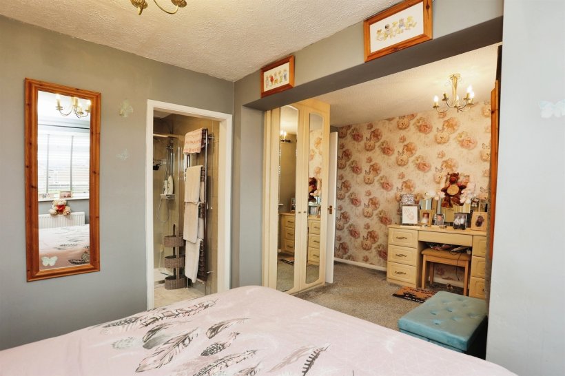 Second Avenue, Grantham 4 bedroom detached house William H Brown