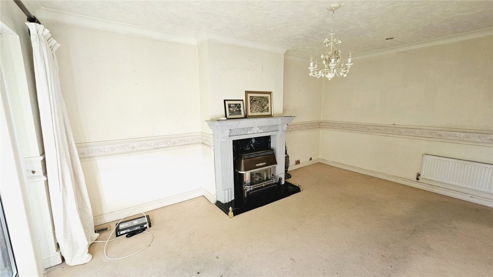 3 bedroom property for sale in Wolverley Road, Kidderminster