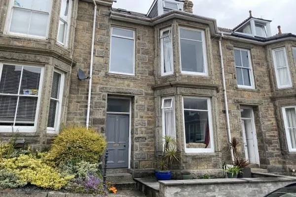 6 Lannoweth Road, Penzance