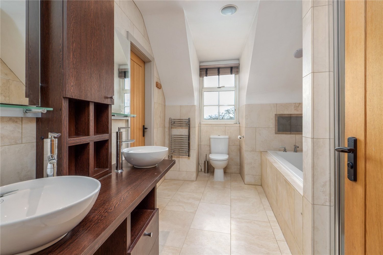 JacksonStops 3 bedroom property for sale in Merrymans Lane, Alderley