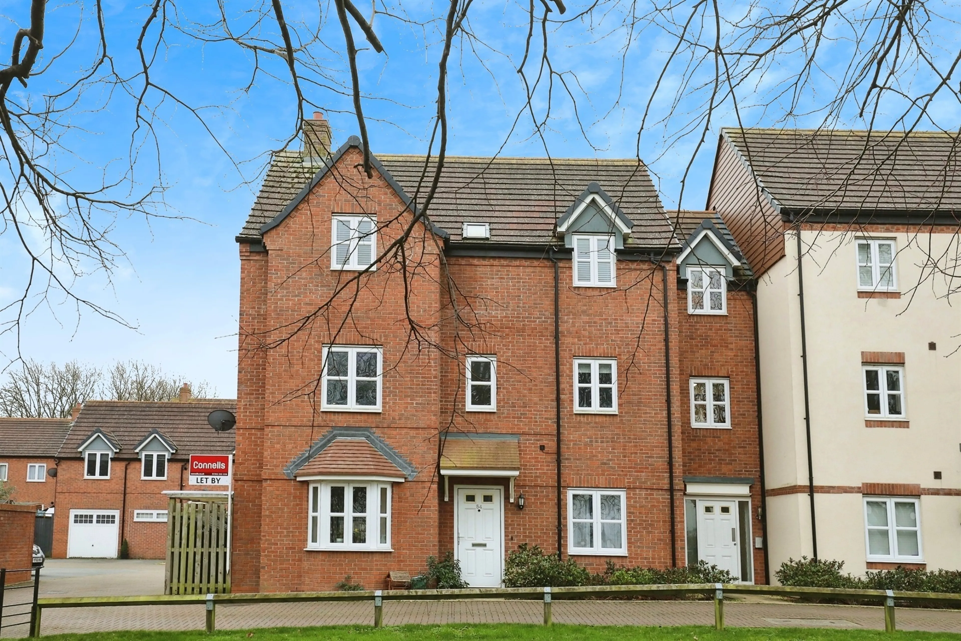 Property photo 0